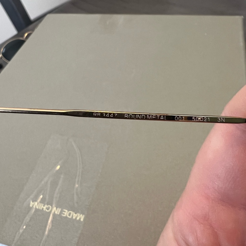 Ray-Ban RB 3447 Round Metal Sunglasses with Gold Frame - Picture 3 of 5